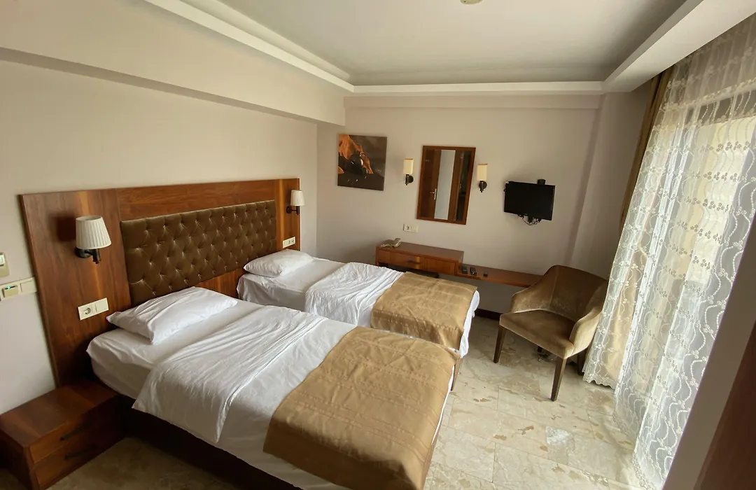 Montana Hotel-1